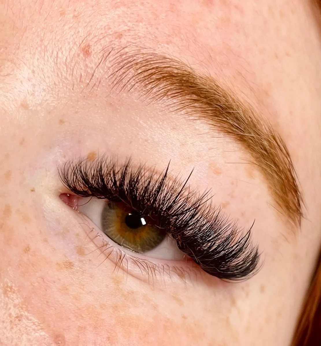 Full black volume lash extensions by V Nails Lacombe